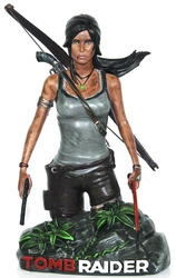 TOMB RAIDER -  BUSTE DE LARA CROFT (13 CM)