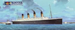 TRUMPETER -  1/200 - TITANIC WITH LED TRM3719