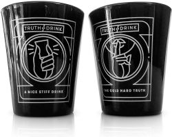 TRUTH OR DRINK -  2 SHOT GLASSES (ANGLAIS)